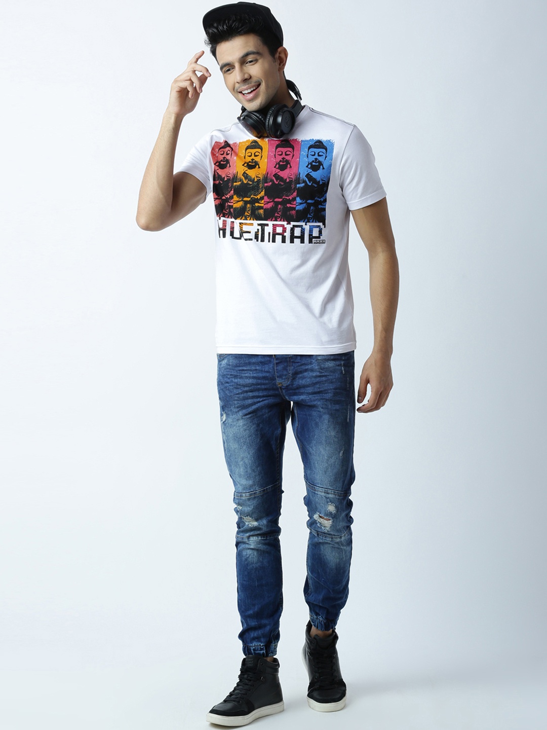 

Huetrap Men White Printed Round Neck T-shirt