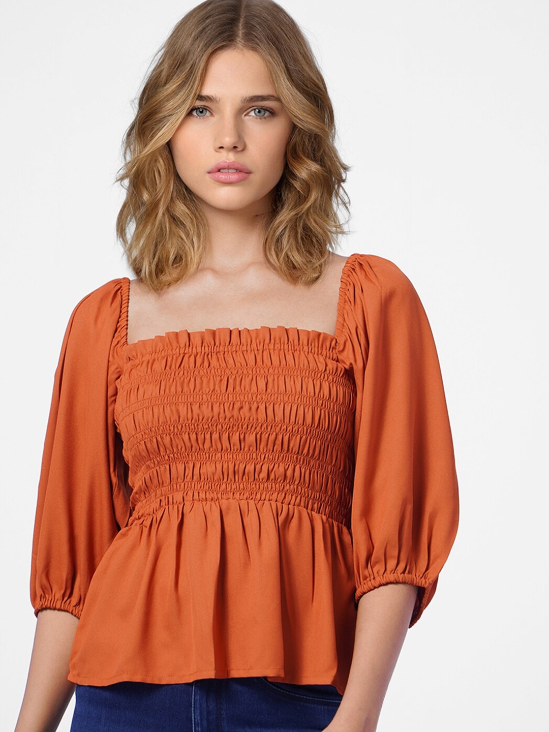 

ONLY Brown Solid Regular Top With Smocking