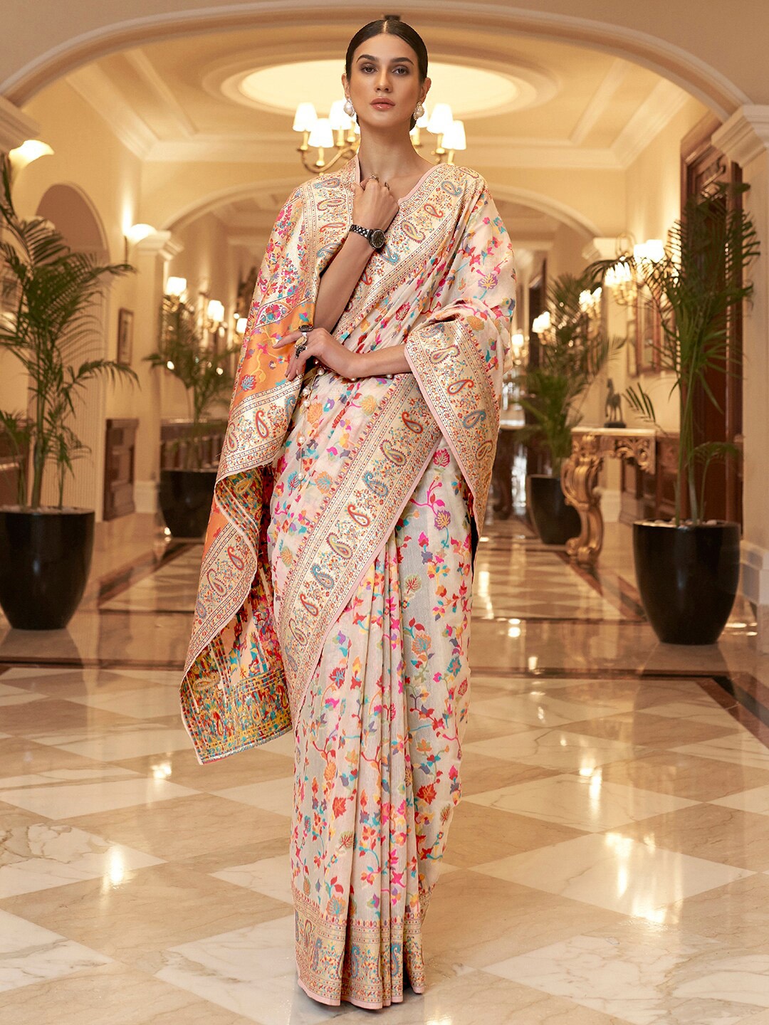 

Mitera Cream-Coloured & Blue Floral Zari Silk Blend Paithani Saree