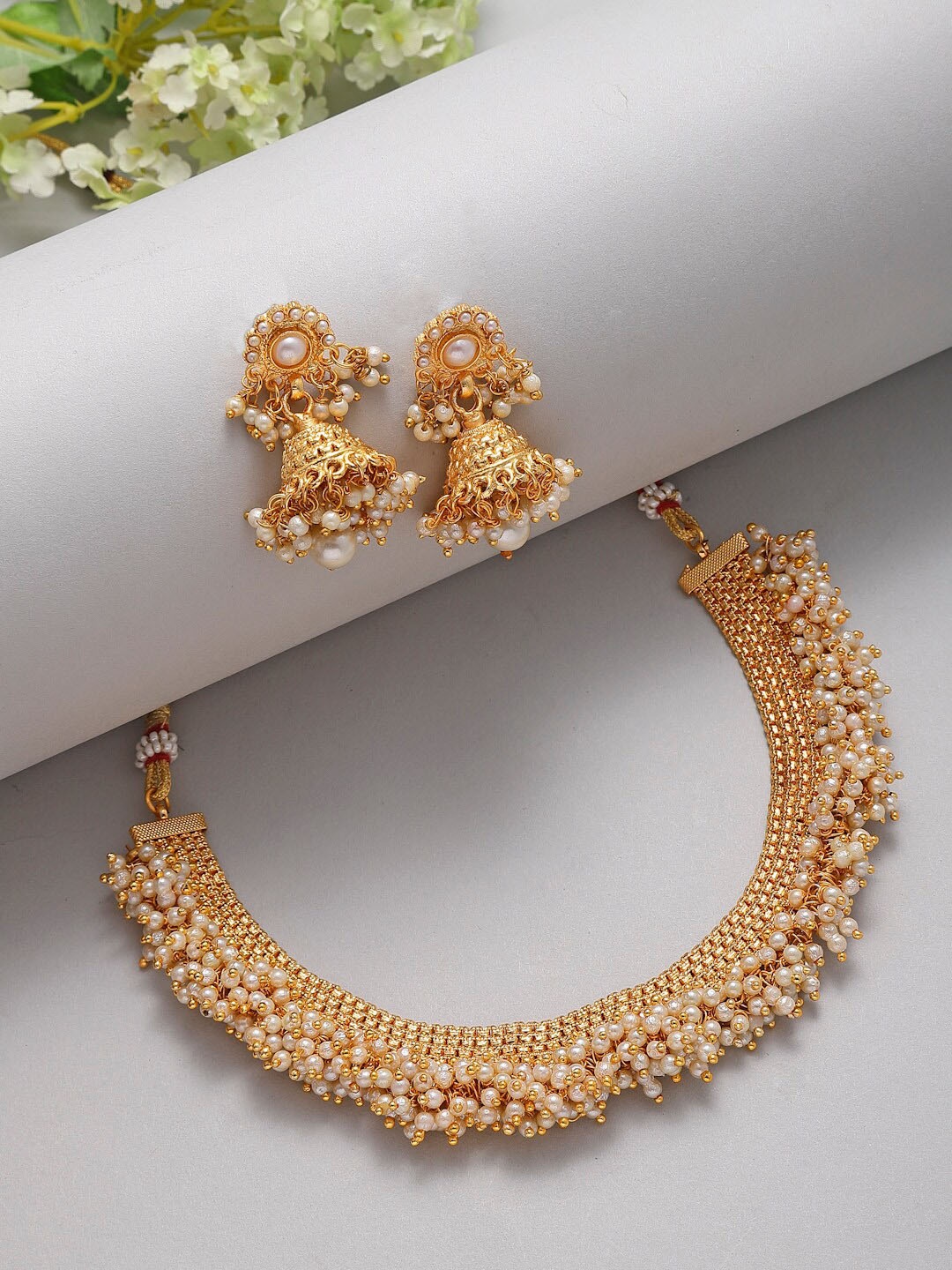 

ZENEME Women Gold-Plated Off White Stone Studded & Pearl Beaded Jewellery Set