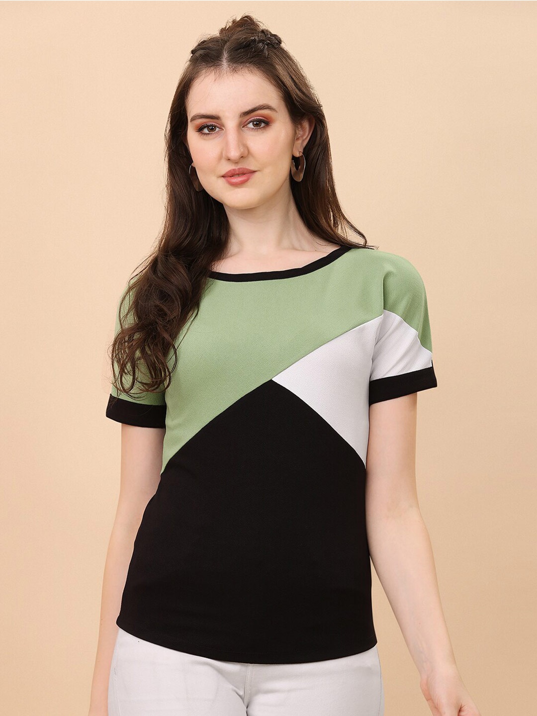 

Amrutam Fab Women Sea Green & Black Colourblocked Extended Sleeves Crepe Top