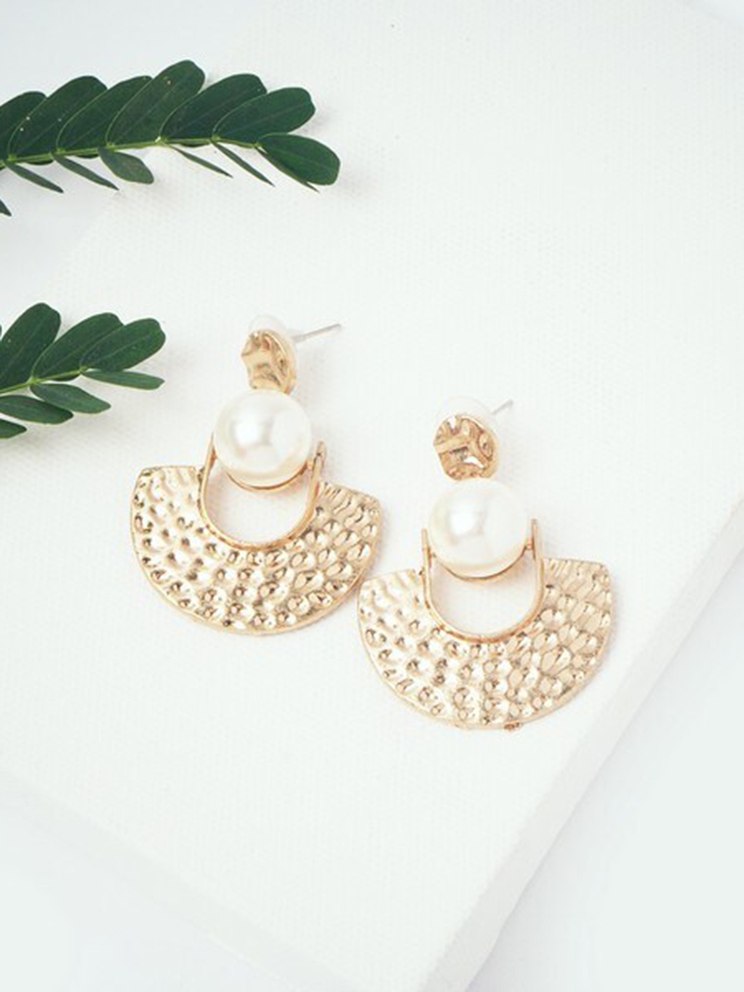 

BELLEZIYA Gold-Toned & White Contemporary Drop Earrings