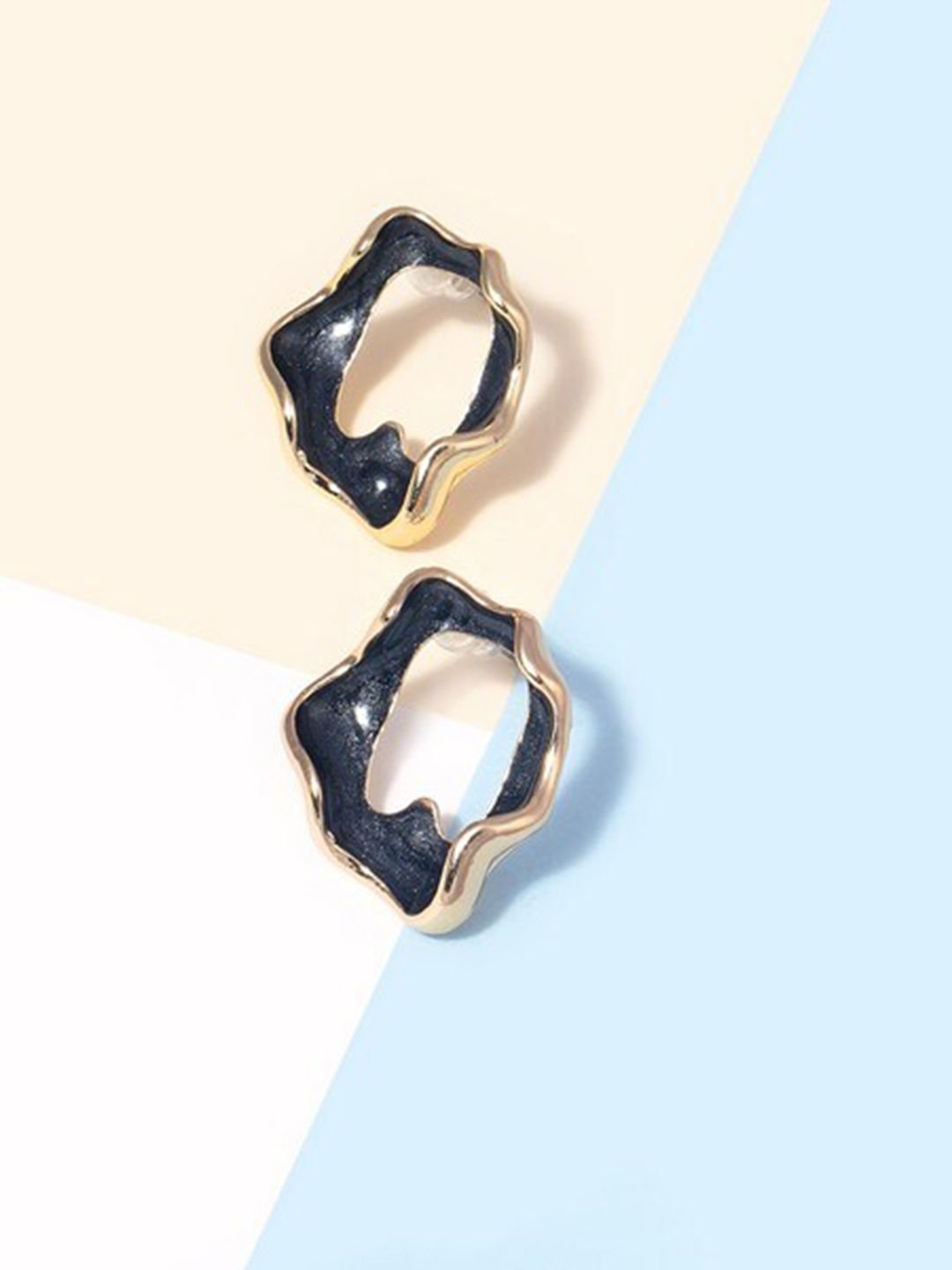

BELLEZIYA Women Gold-Toned Contemporary Studs Earrings