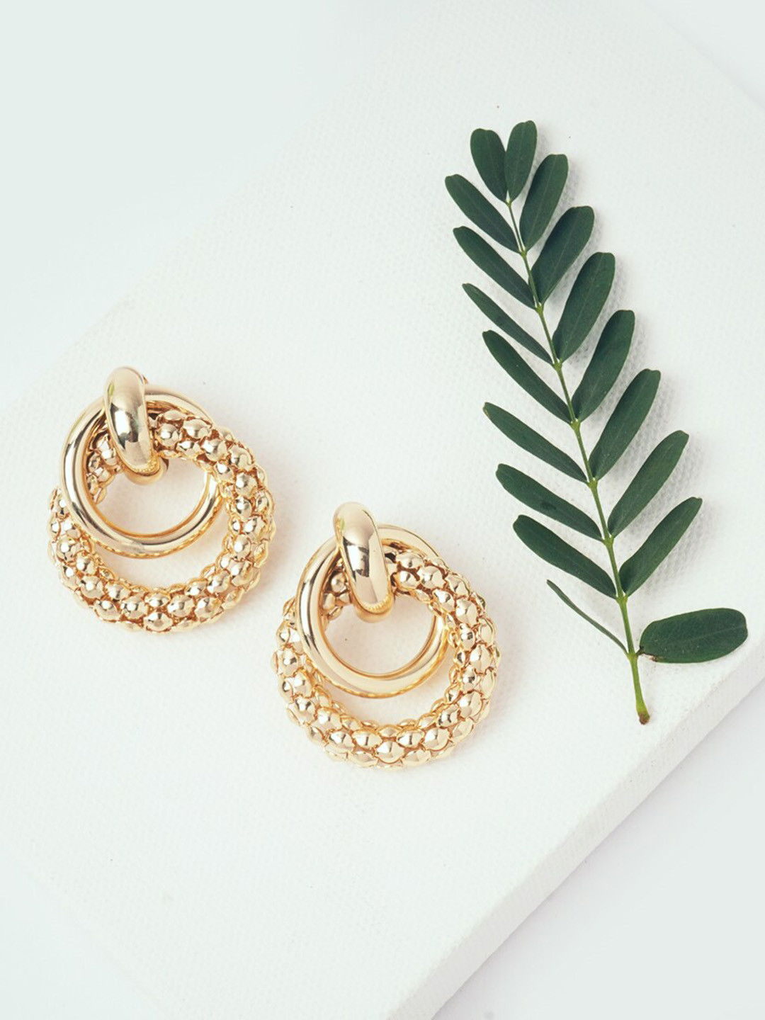 

BELLEZIYA Women Gold-Toned Contemporary Studs Earring