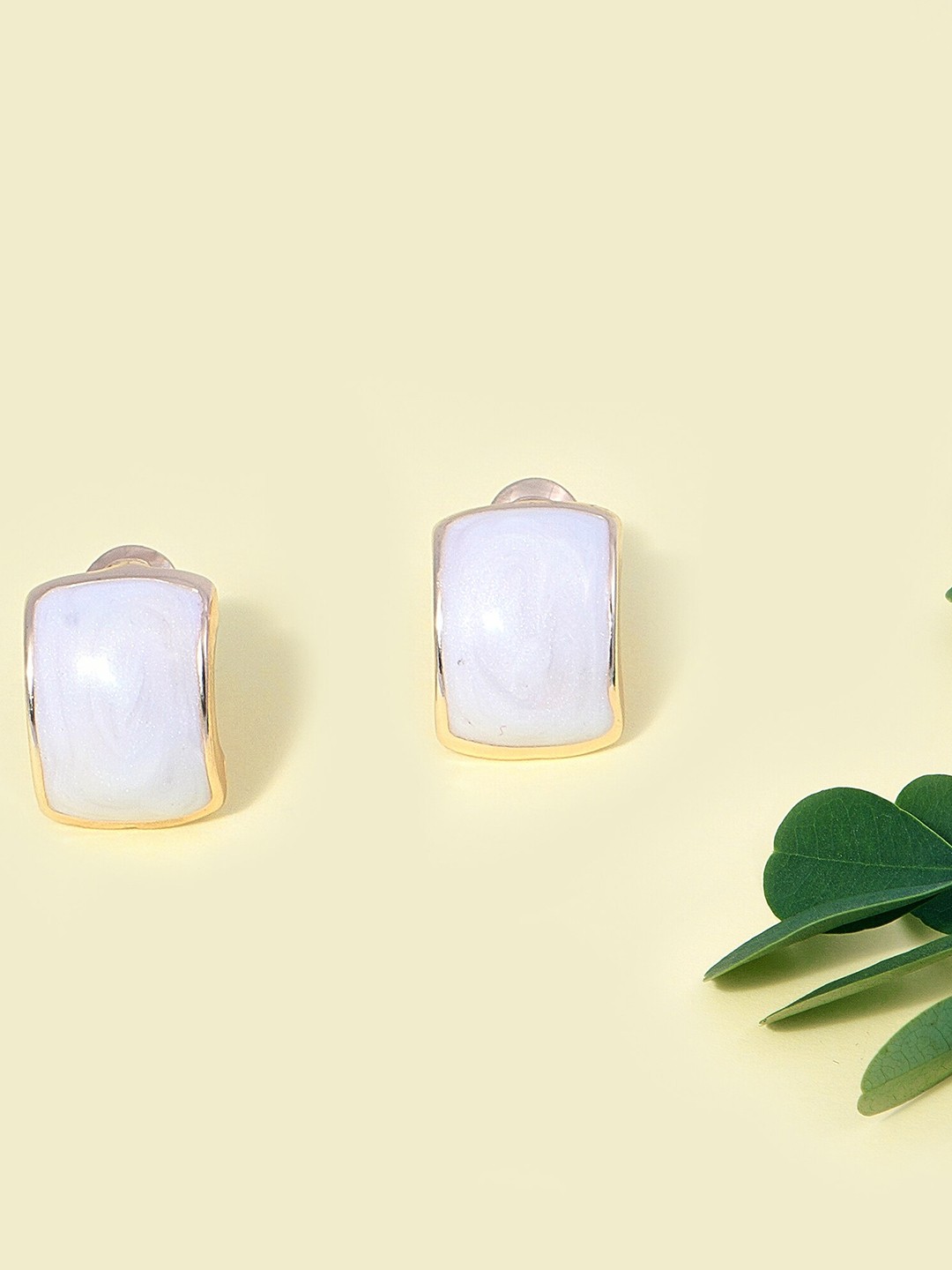 

BELLEZIYA Gold-Toned Contemporary Studs Earrings