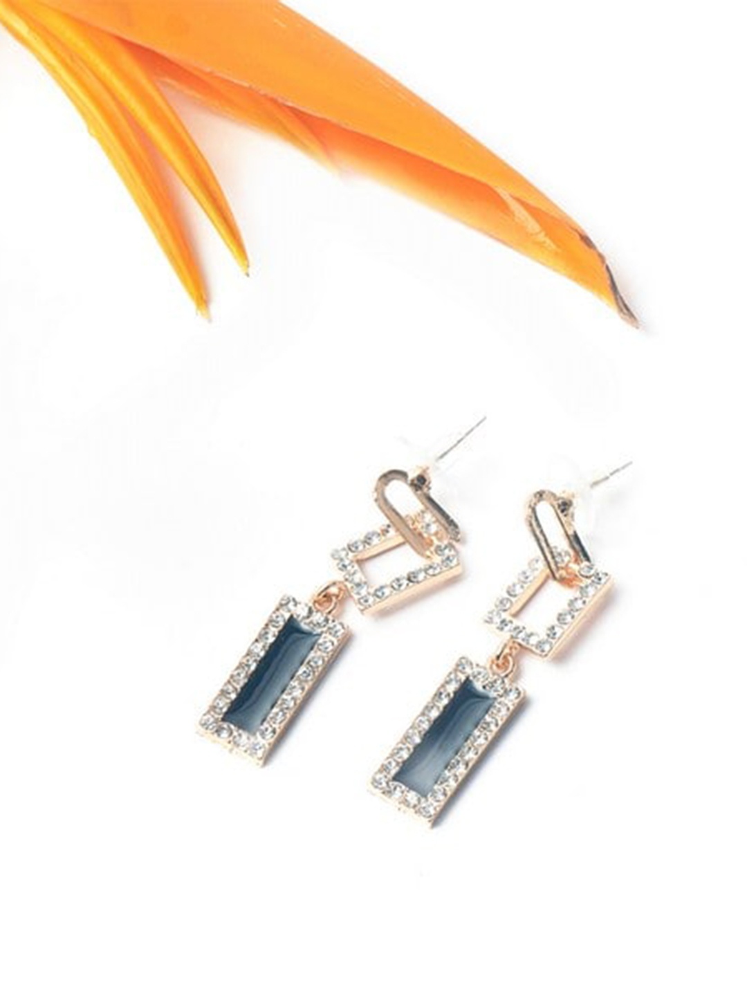 

BELLEZIYA Gold Plated Contemporary Drop Earrings