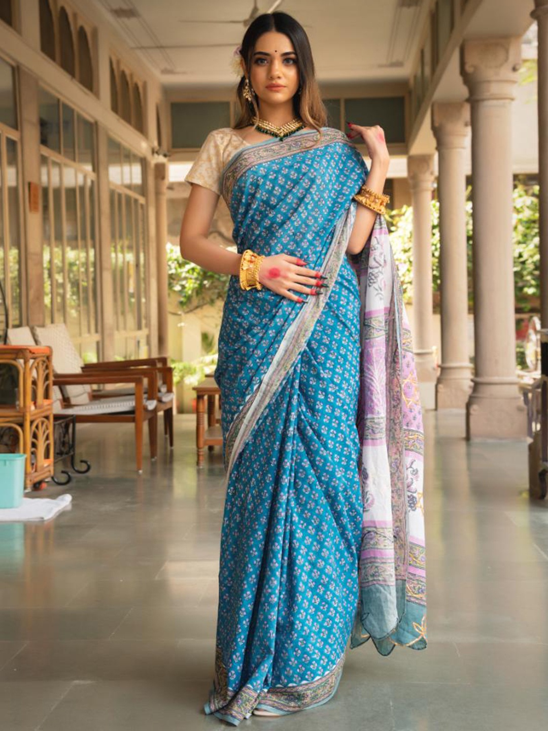 

Baisacrafts Turquoise Blue & Purple Floral Pure Cotton Block Print Saree