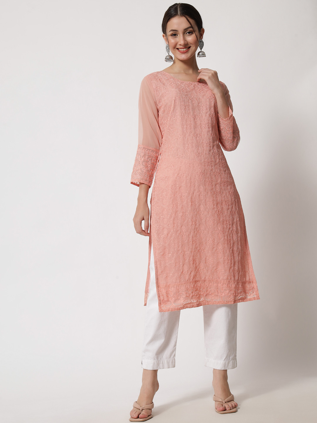 

VAIRAGEE Women Peach-Colored Floral Embroidered Georgette Kurta