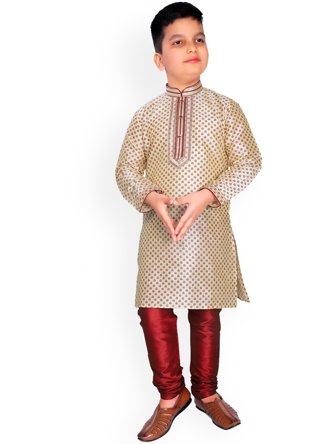 

KIDS FARM Boys Cream-Coloured Ethnic Motifs Kurta with Pyjamas