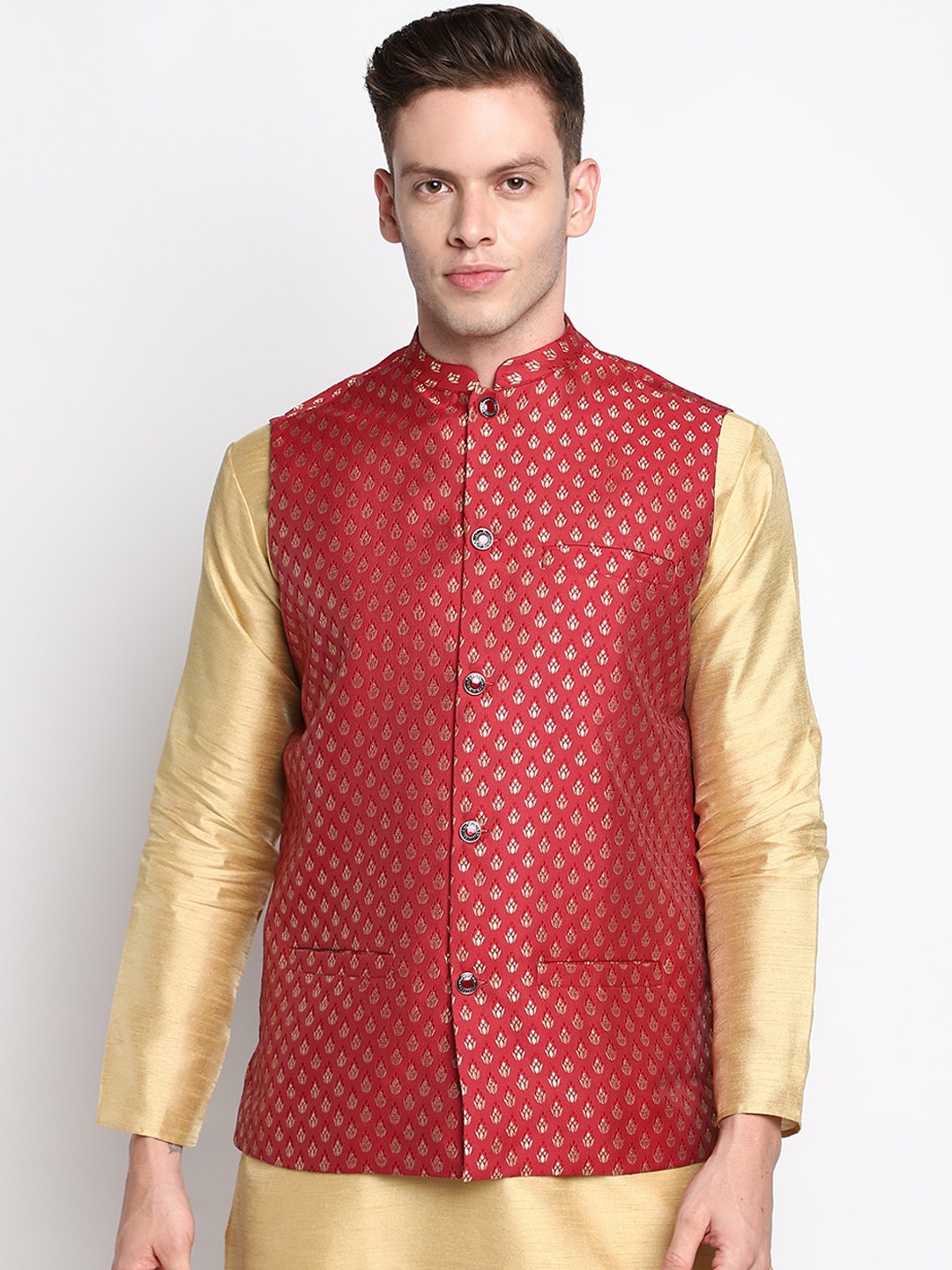 

DEVOILER Men Red Kurta with Pyjamas