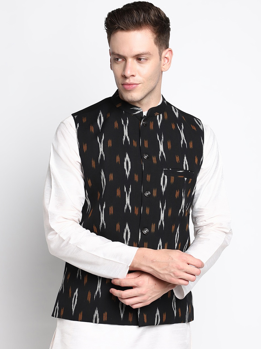 

DEVOILER Men Black & White Kurta with Pyjamas