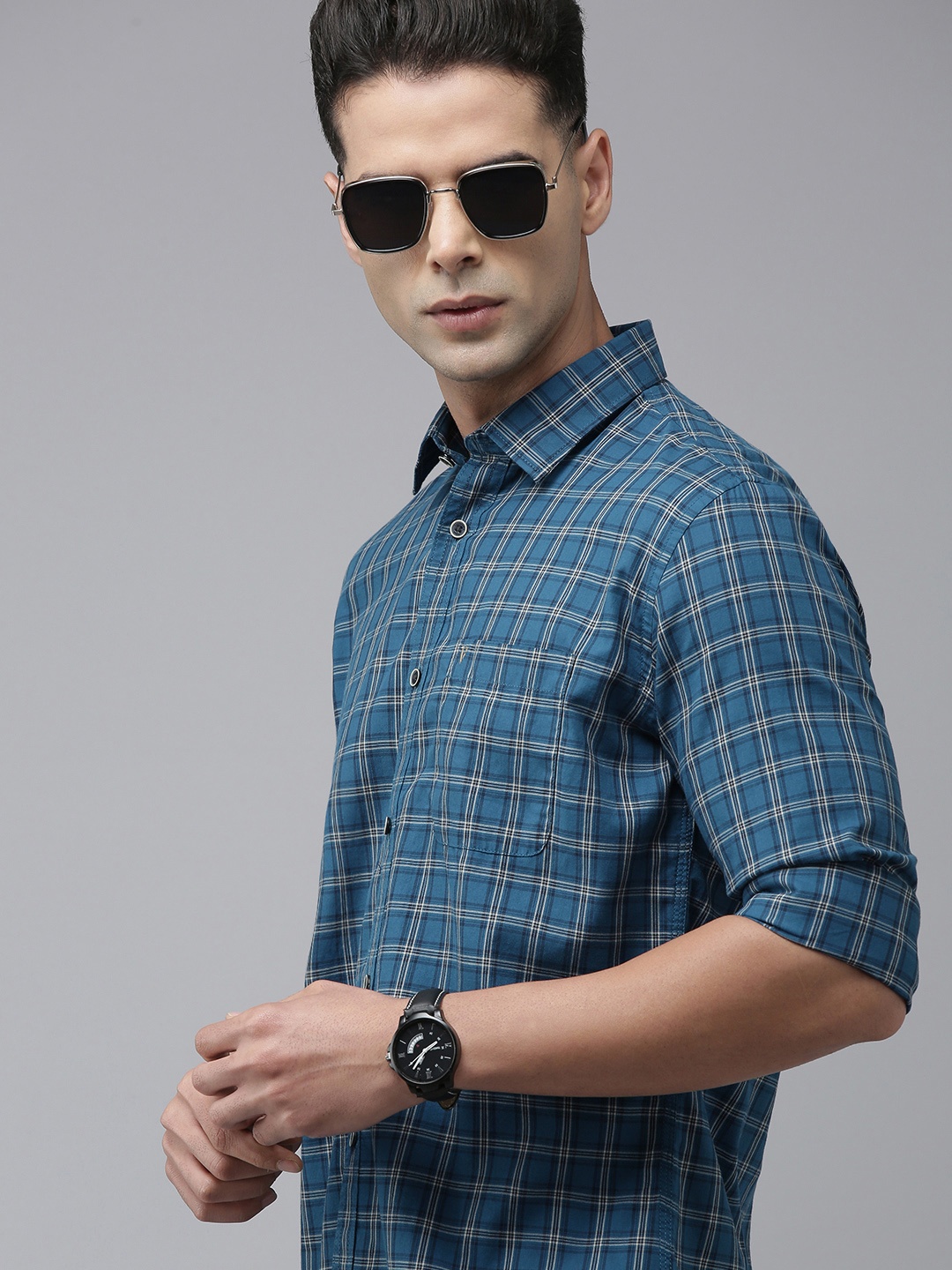 

Van Heusen Sport Men Turquoise Blue Slim Fit Checked Casual Shirt
