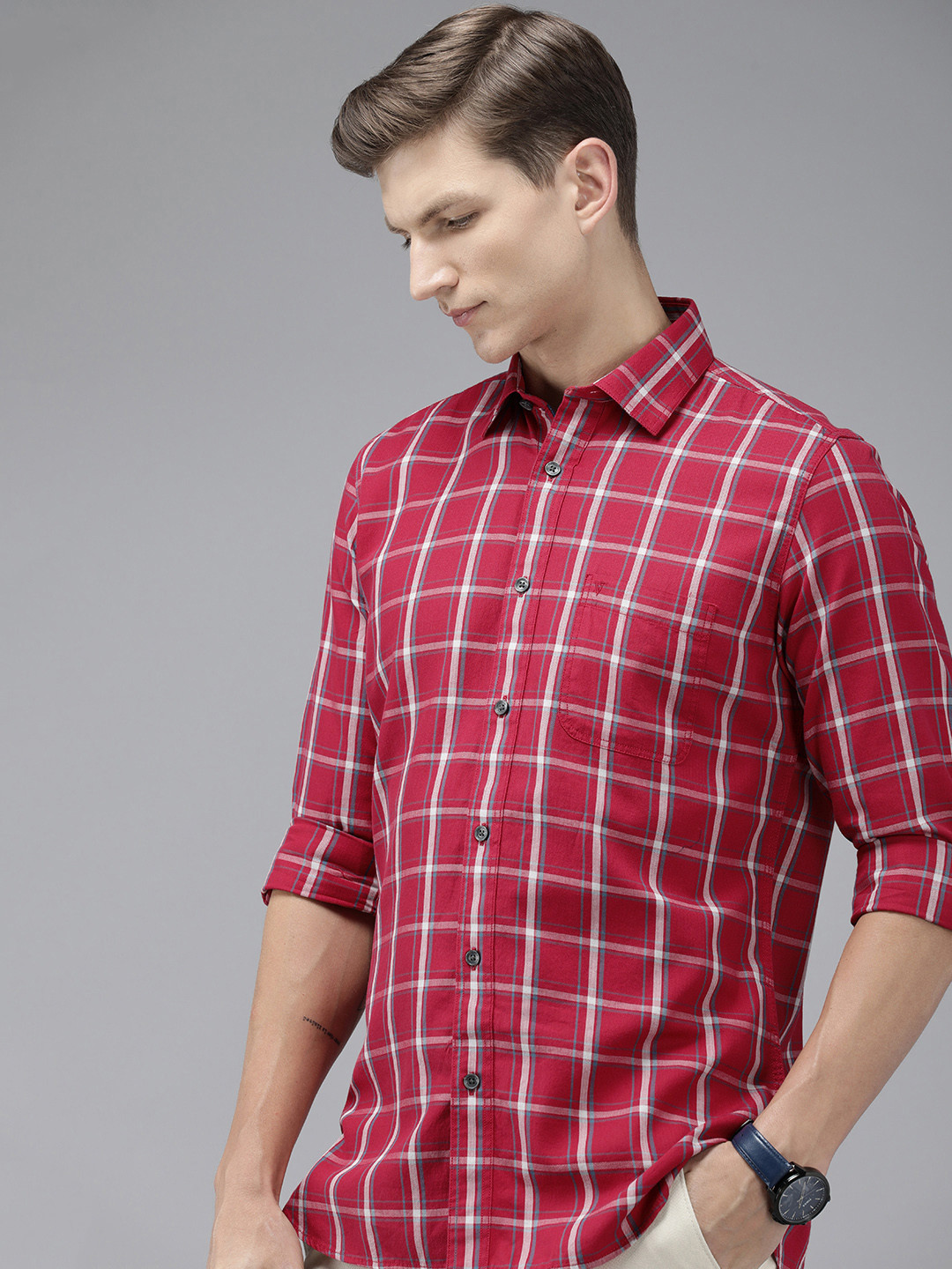 

Van Heusen Sport Slim Fit Checked Pure Cotton Casual Shirt, Red