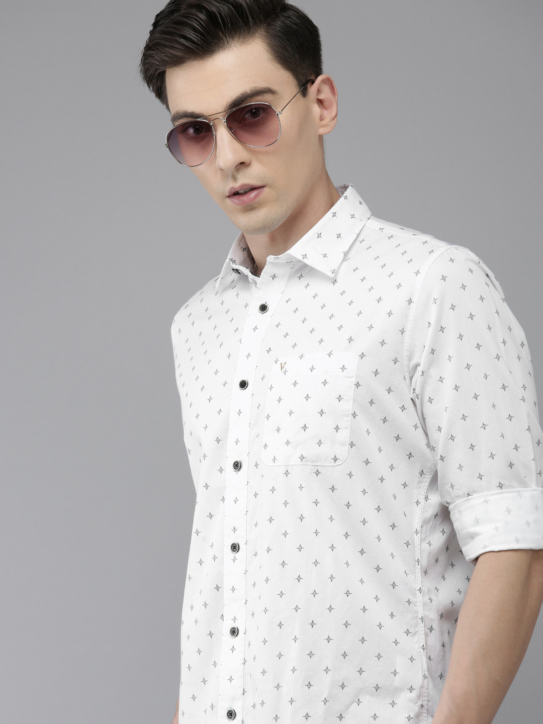 

Van Heusen Sport Men Slim Fit Geometric Printed Pure Cotton Casual Shirt, White