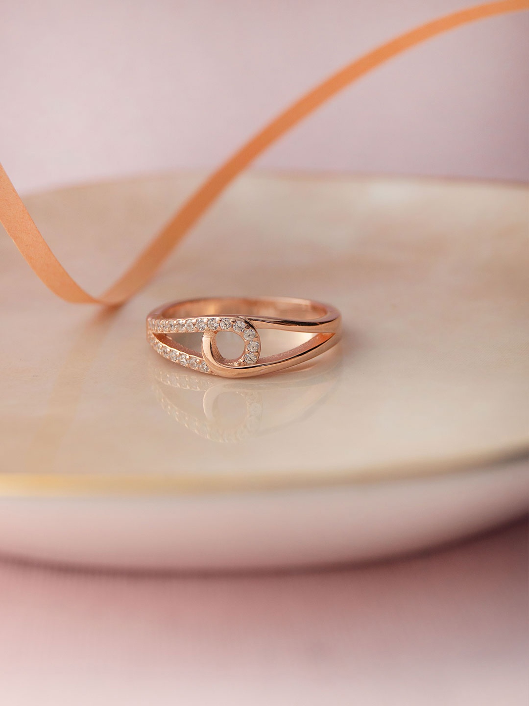 

MANNASH Women Rose Gold-Plated White CZ Studded Finger Ring