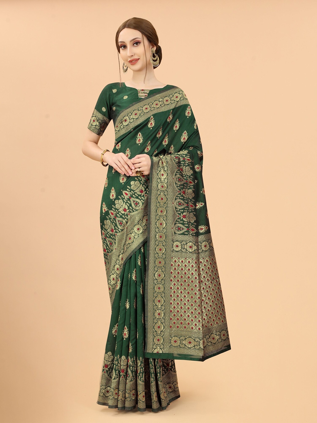 

SATYAM WEAVES Green & Gold-Toned Woven Design Zari Silk Cotton Banarasi Saree