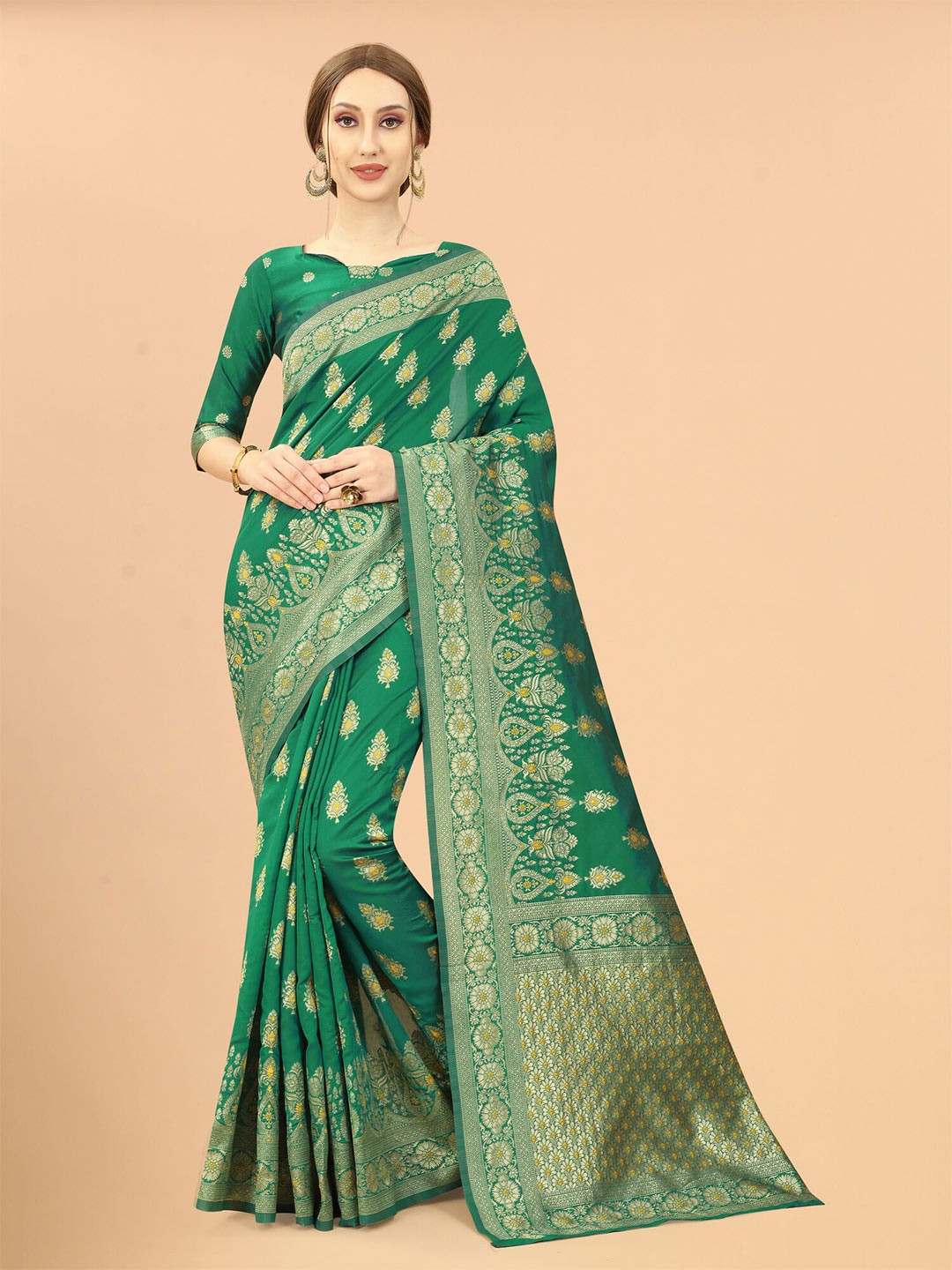 

SATYAM WEAVES Green & Gold-Toned Ethnic Motifs Zari Silk Cotton Banarasi Saree