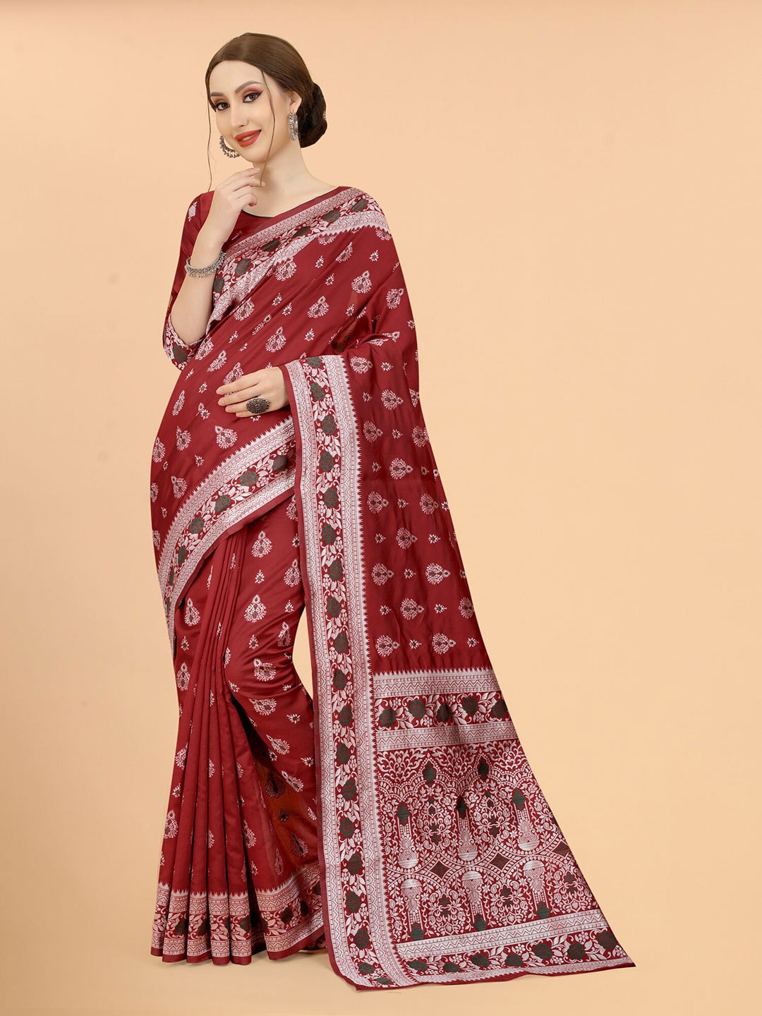

SATYAM WEAVES Maroon & Grey Zari Silk Cotton Banarasi Saree