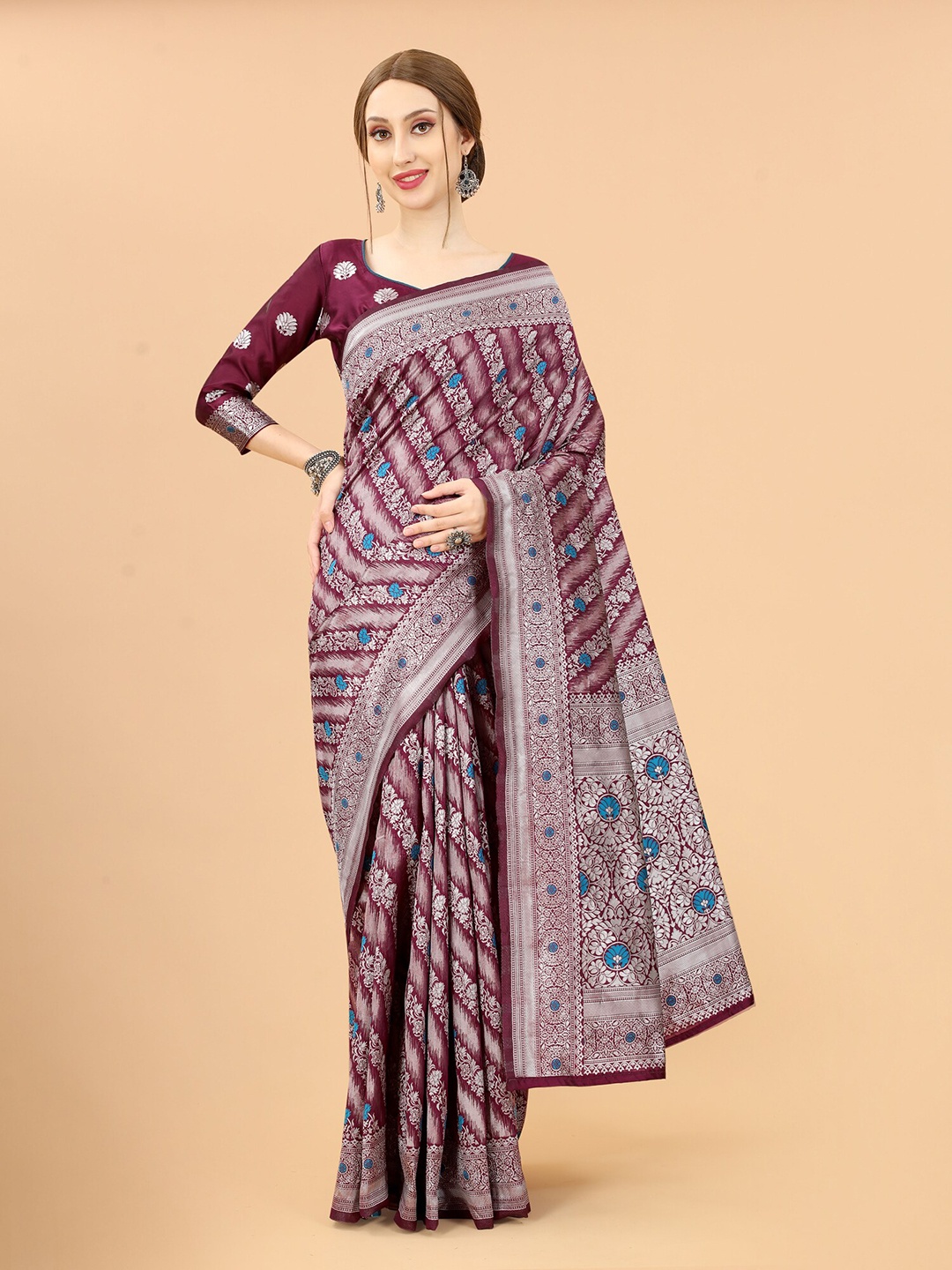 

SATYAM WEAVES Burgundy & Blue Woven Design Zari Silk Cotton Banarasi Saree