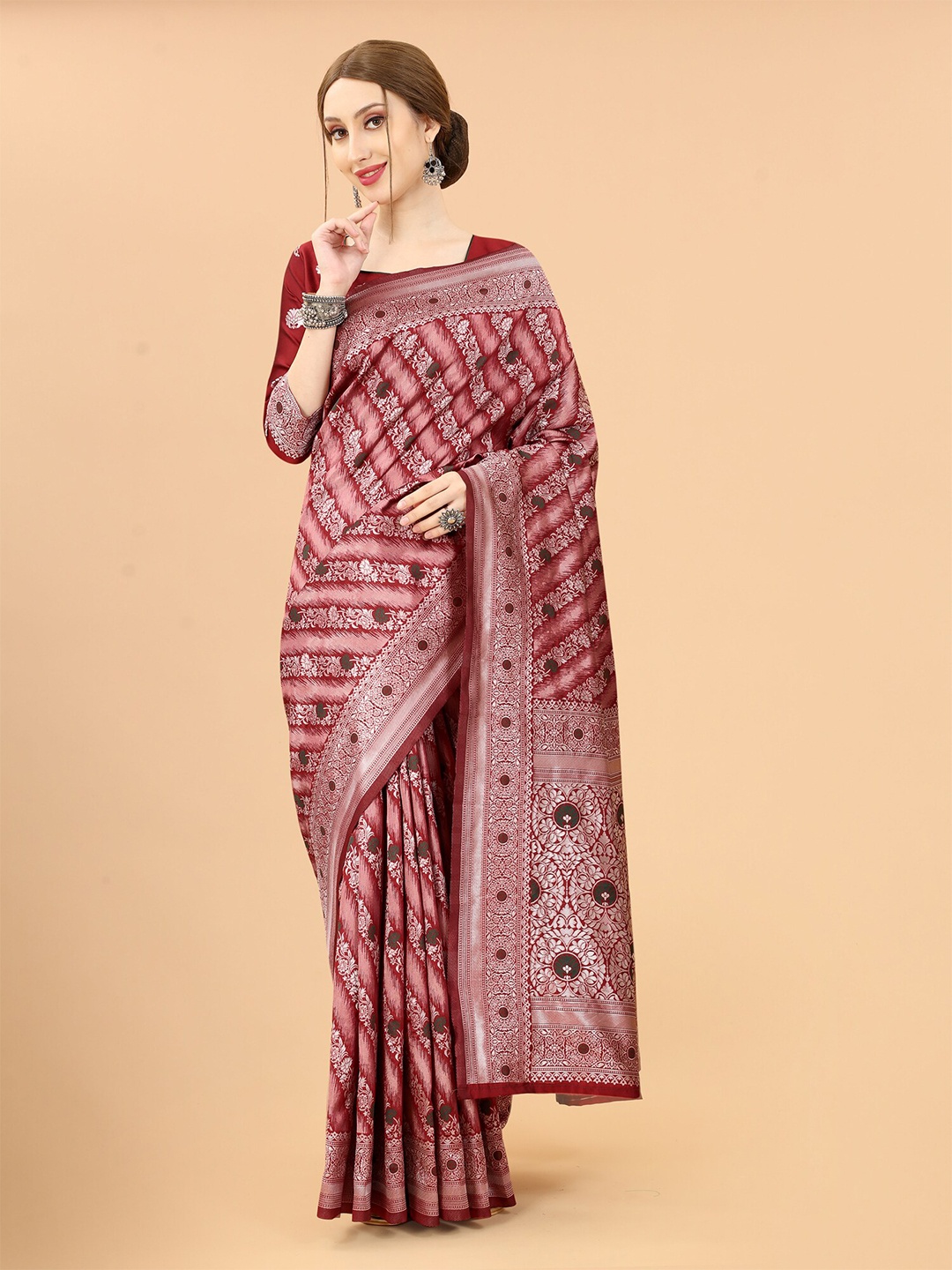 

SATYAM WEAVES Woven Design Zari Silk Cotton Banarasi Saree, Maroon