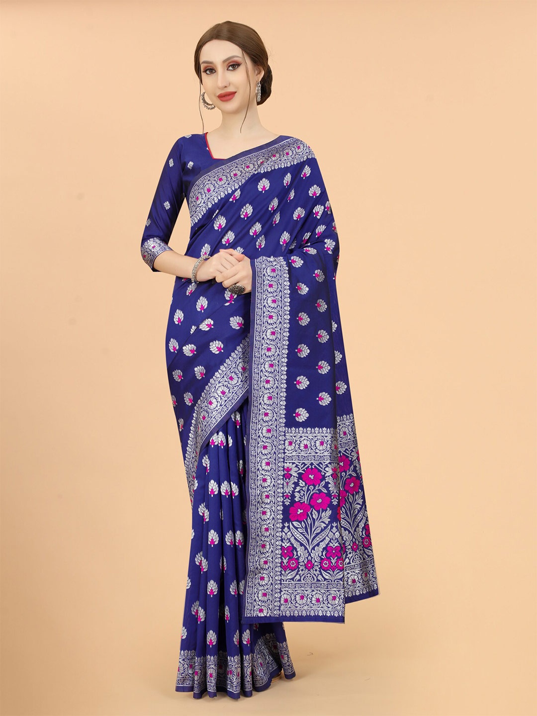 

SATYAM WEAVES Women Blue & Silver-Toned Woven Design Zari Silk Cotton Banarasi Saree