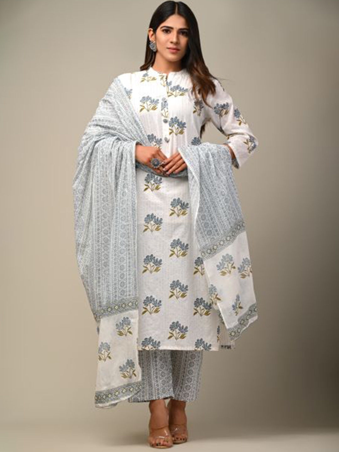 

DHRTI Women Grey Floral Printed Pure Cotton Kurti with Trousers & With Dupatta
