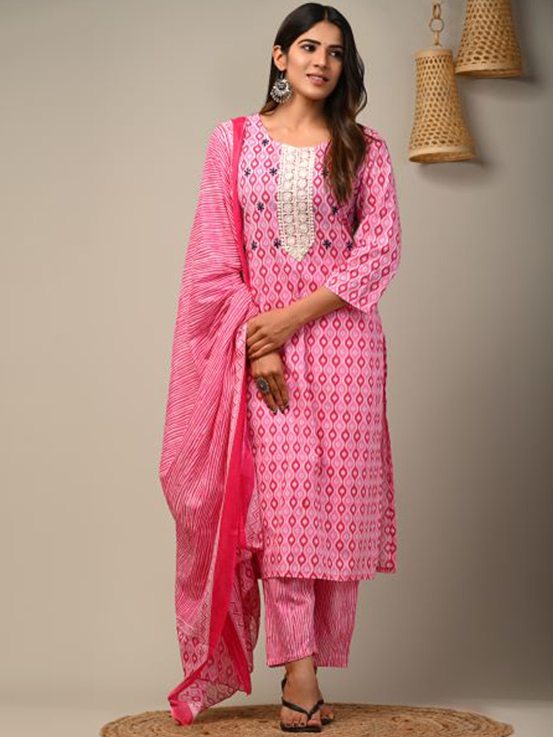 

DHRTI Women Pink Ethnic Motifs Printed Pure Cotton Kurta with Trousers & With Dupatta