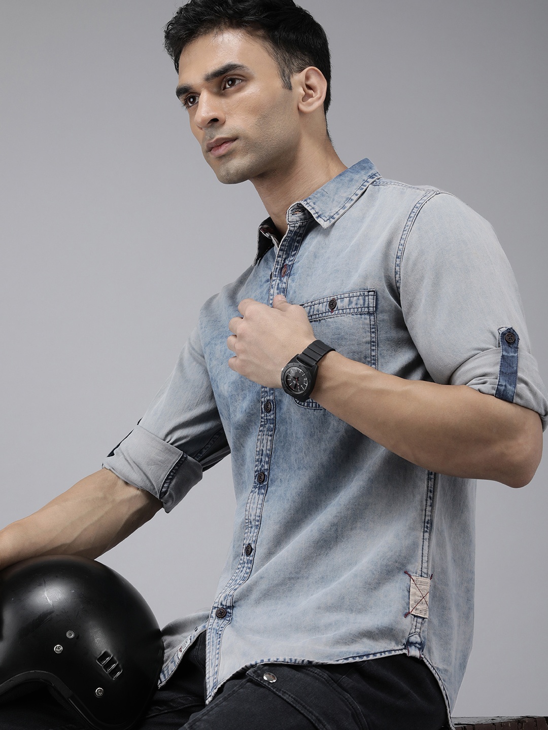 

Roadster Men Standard Faded Casual Shirt, Blue