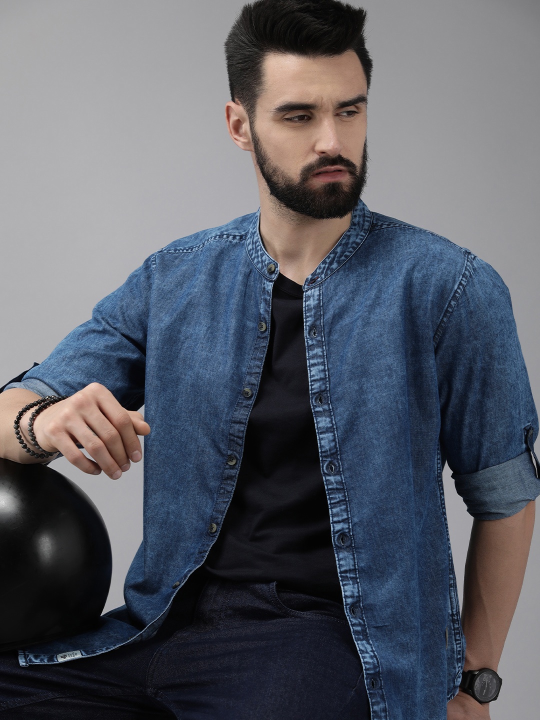 

Roadster Men Blue Standard Casual Cotton Denim Shirt