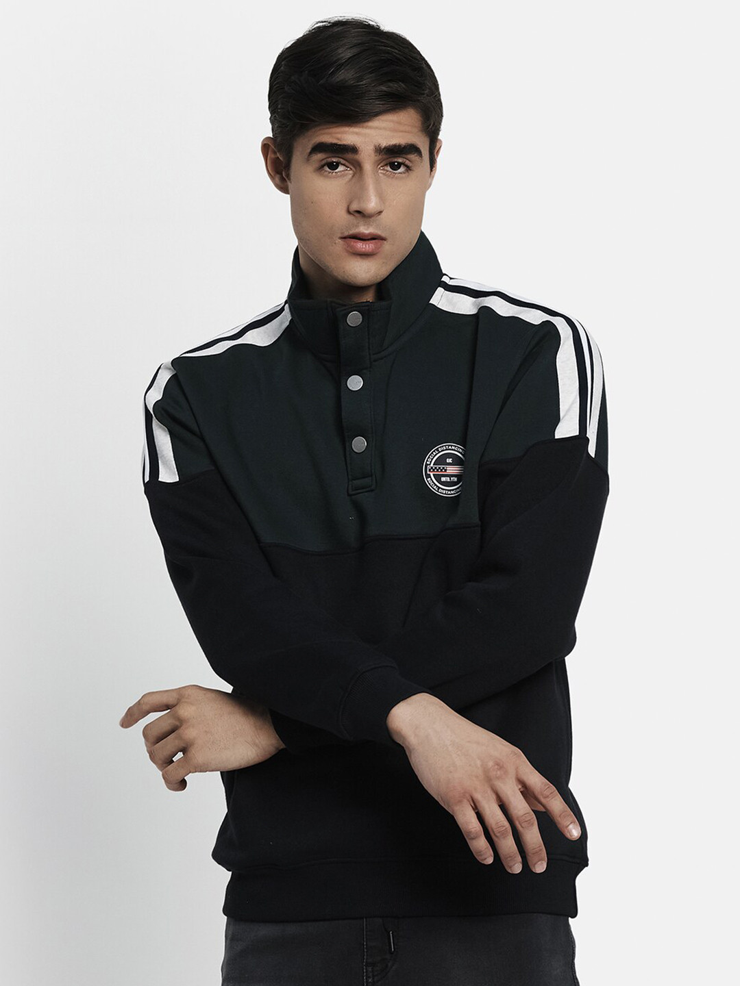 

Octave Men Black Sweatshirt