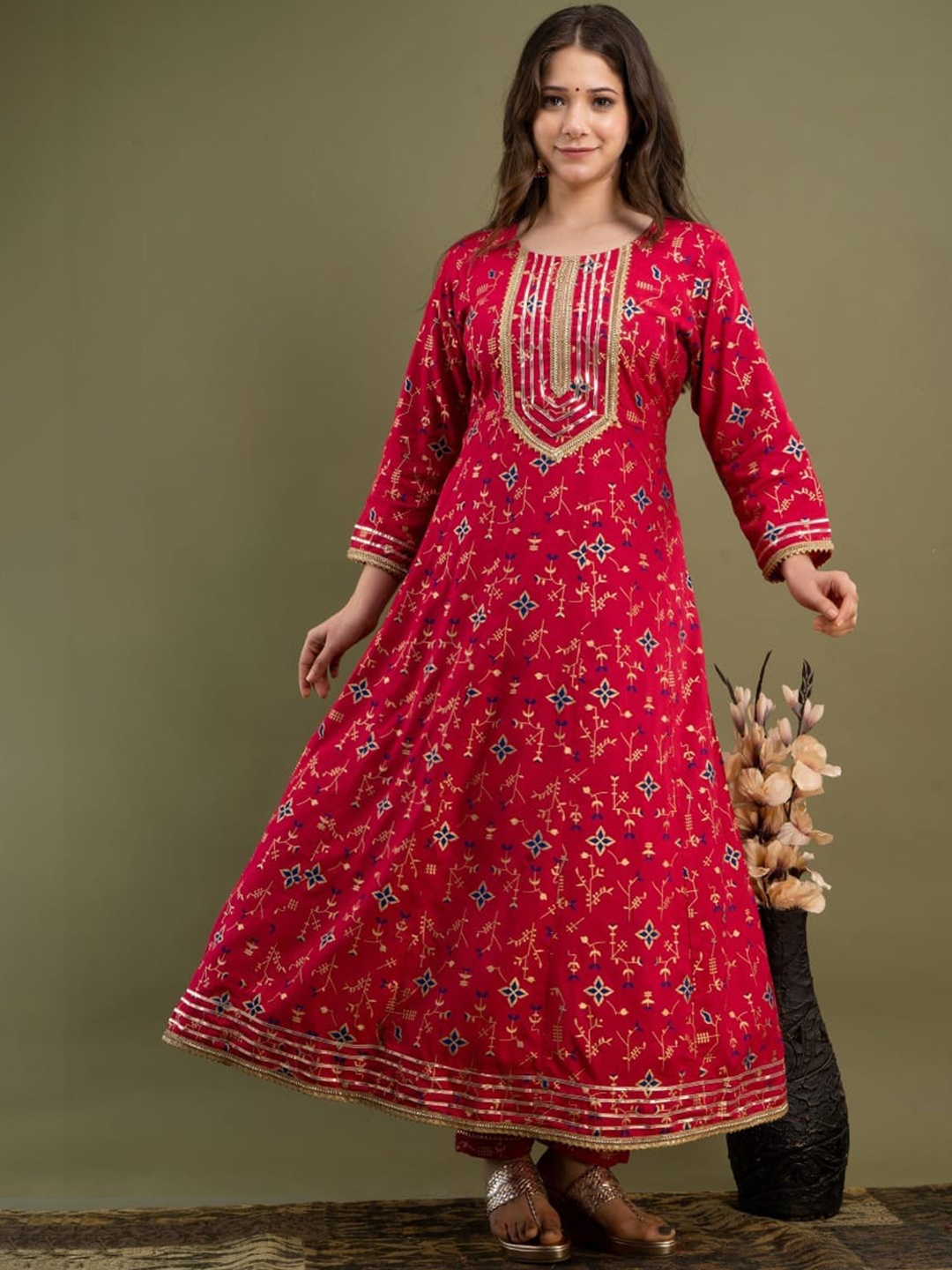 

misbis Women Red Ethnic Motifs Printed Kurta with Trousers & With Dupatta