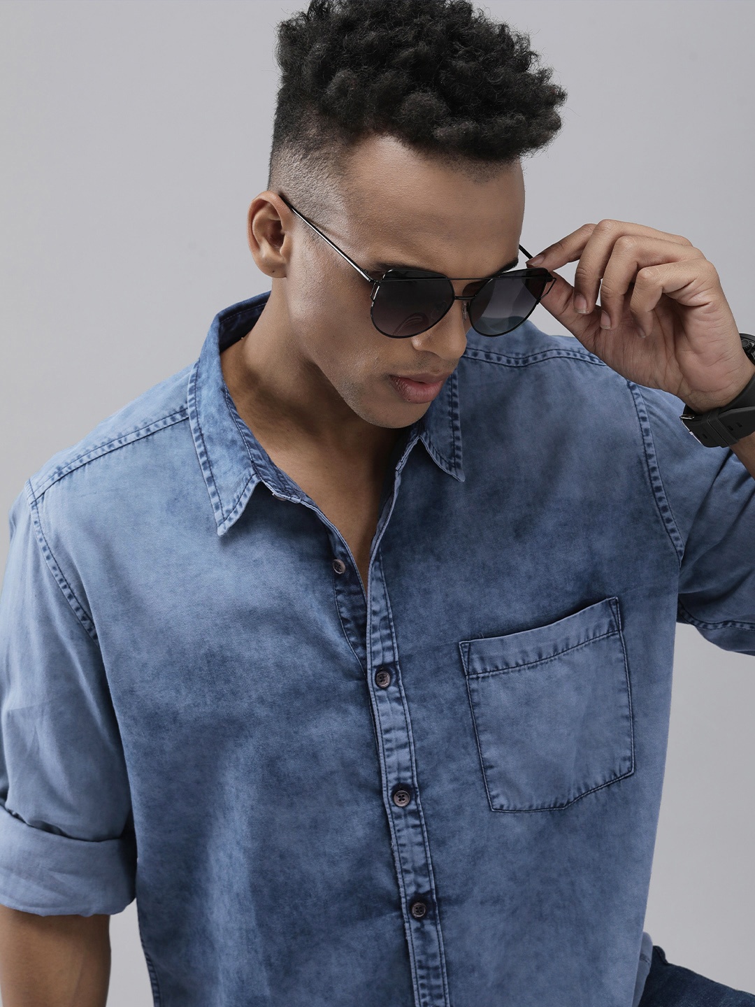 

Roadster Men Blue Casual Shirt