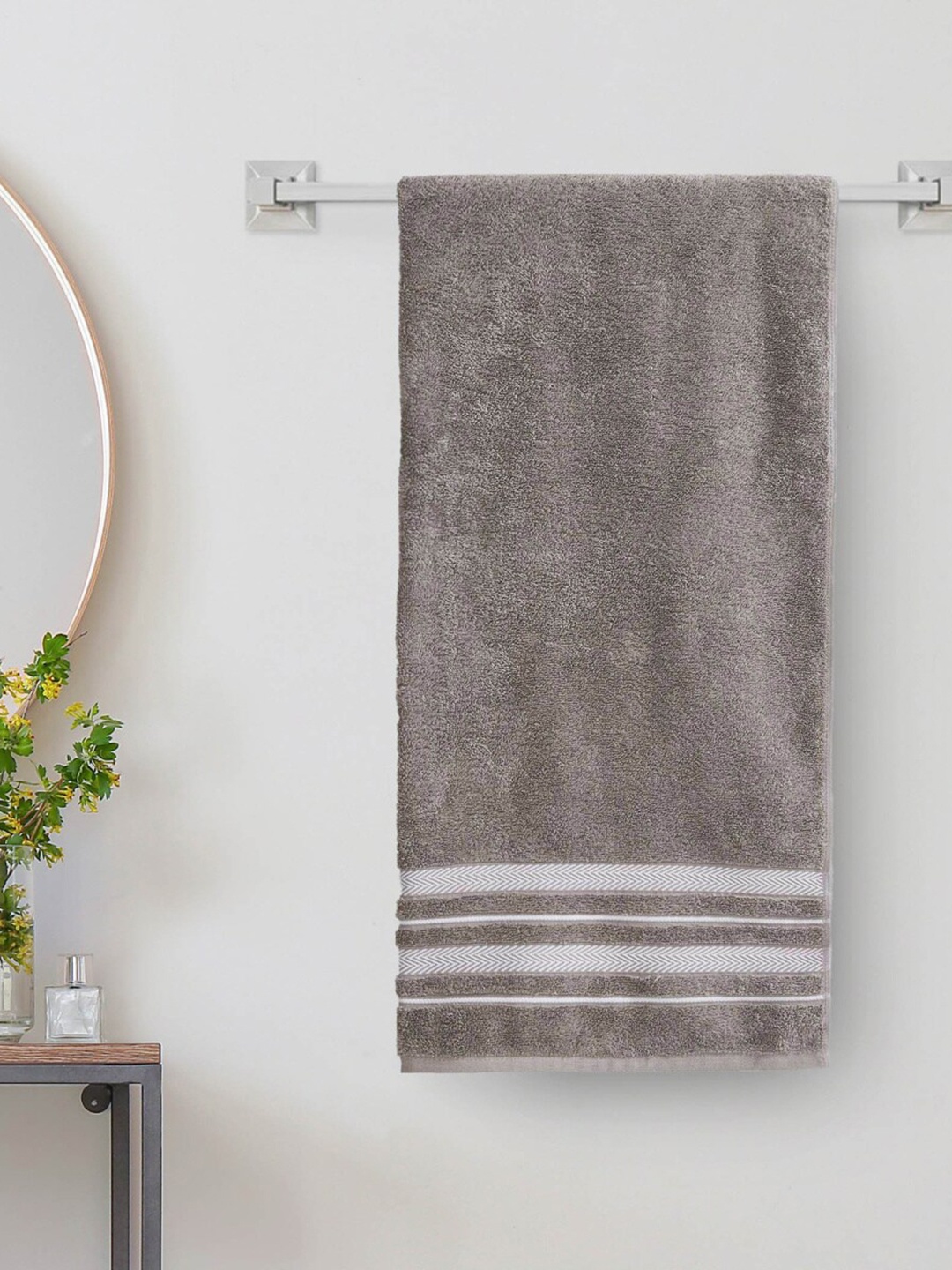 

Home Centre Grey Striped Cotton 380 Gsm 70x140cm Bath Towels