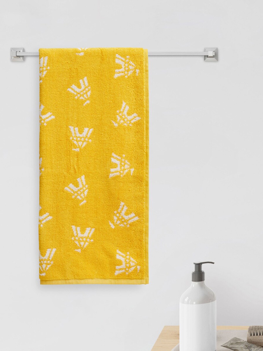

Home Centre Yellow Printed Cotton 380 Gsm Bath Towels