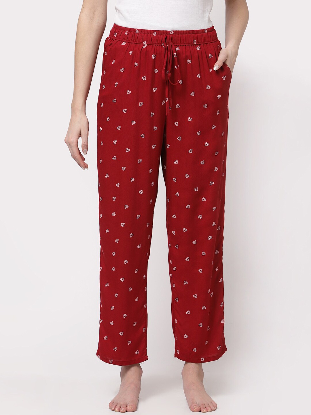 

Sweet Dreams Women Red Printed Cotton Lounge Pant