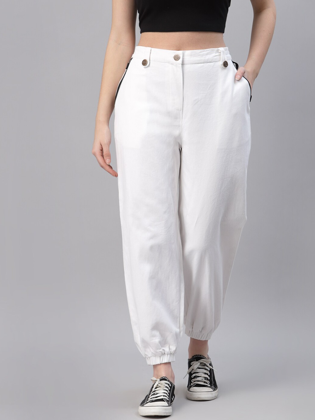 

NEUDIS Women White Cotton Relaxed Jogger Trouser