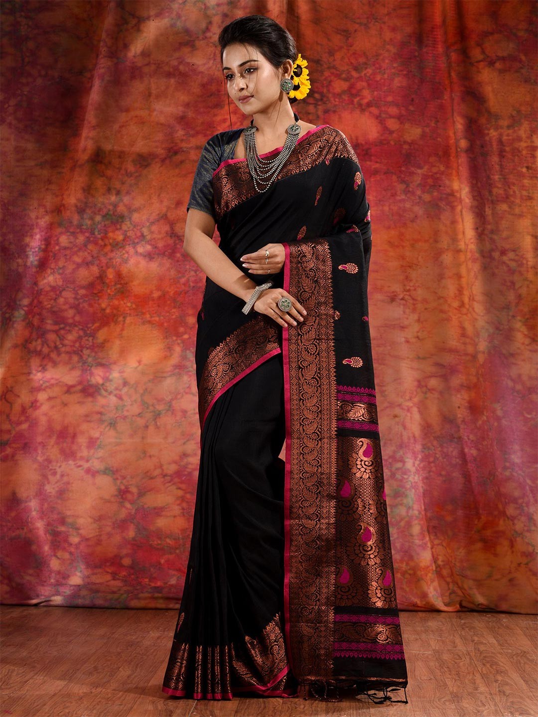 

Charukriti Black & Pink Ethnic Motifs Zari Pure Linen Saree