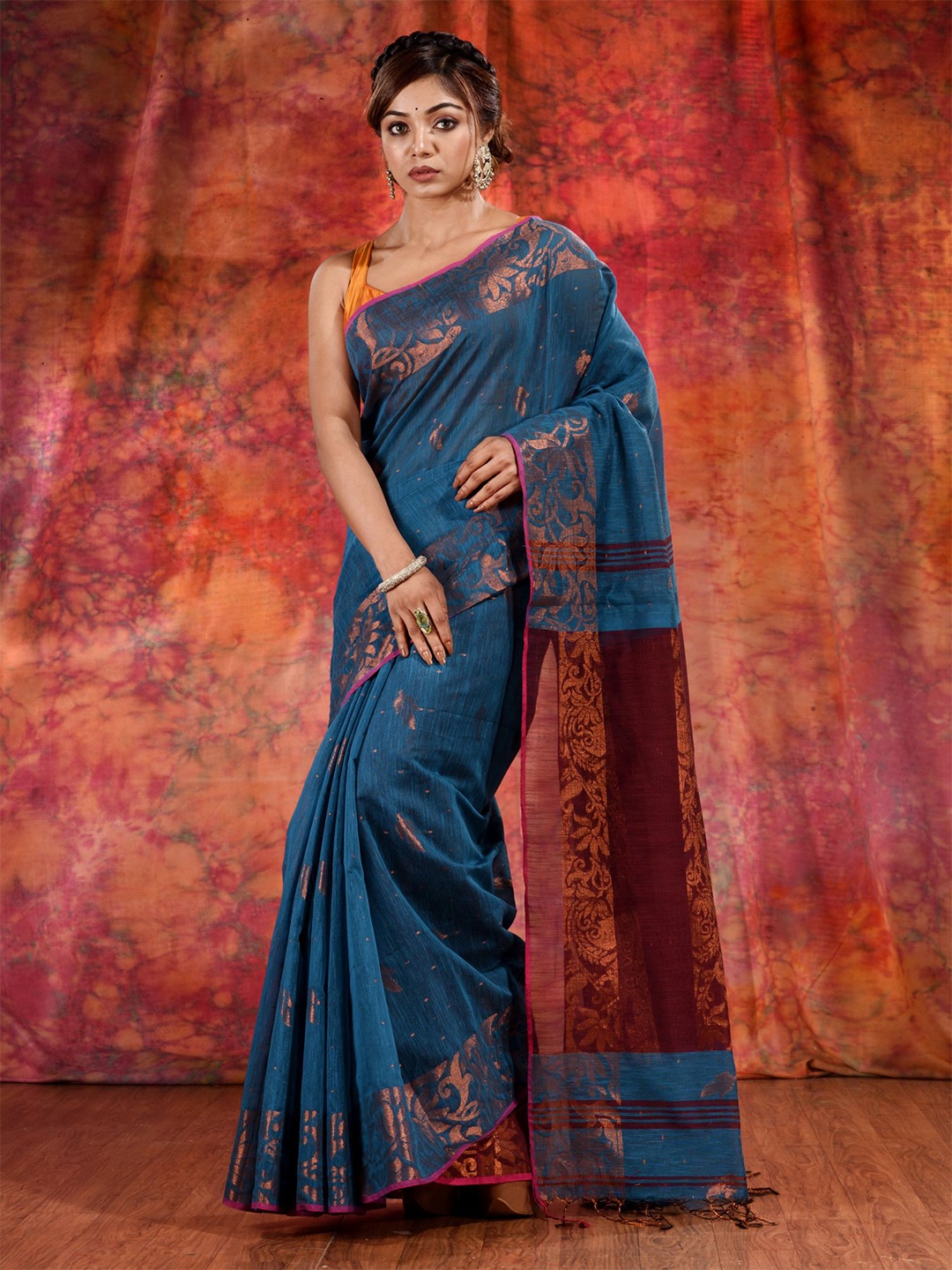 

Charukriti Teal & Maroon Woven Design Zari Pure Cotton Saree