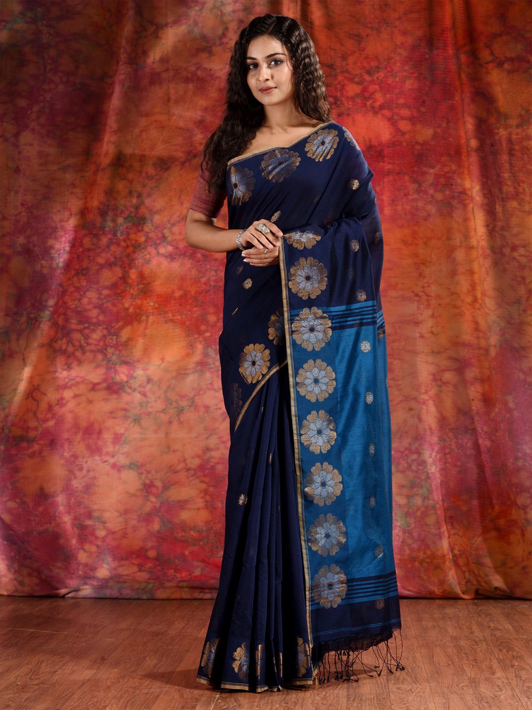 

Charukriti Blue & Grey Woven Design Saree With Unstitched Blouse Piece