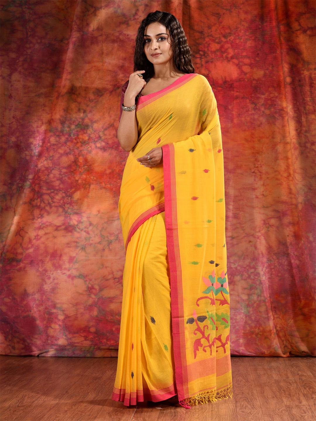 

Charukriti Yellow & Green Woven Design Pure Cotton Saree