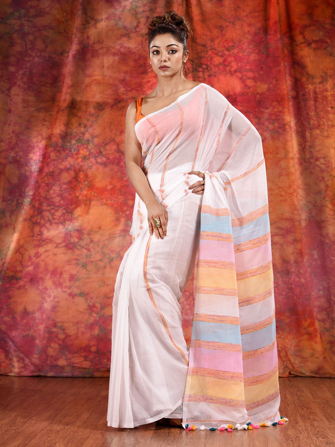 

Charukriti White & Blue Woven Design Pure Cotton Saree