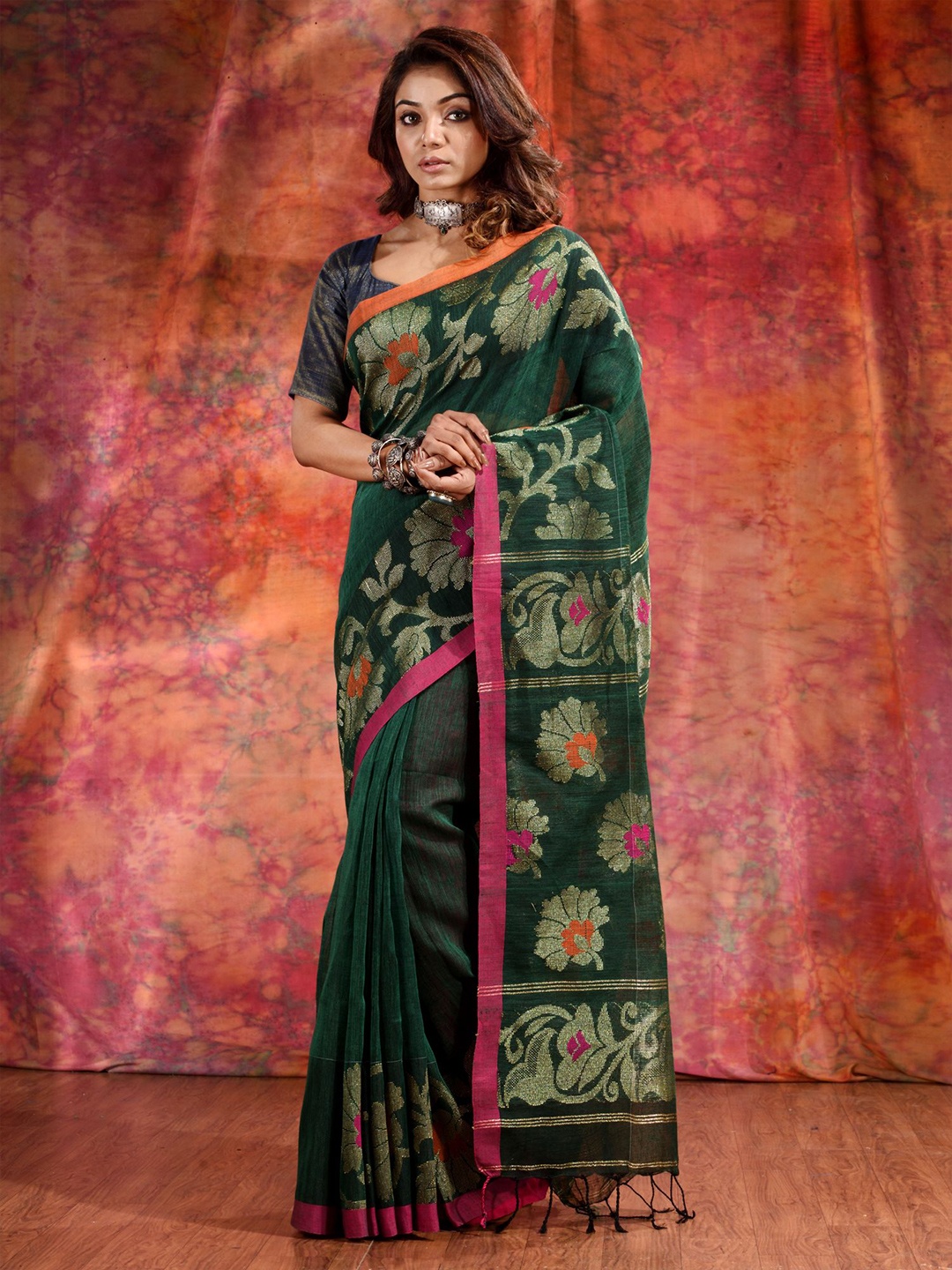 

Charukriti Green & Pink Woven Design Zari Pure Linen Saree