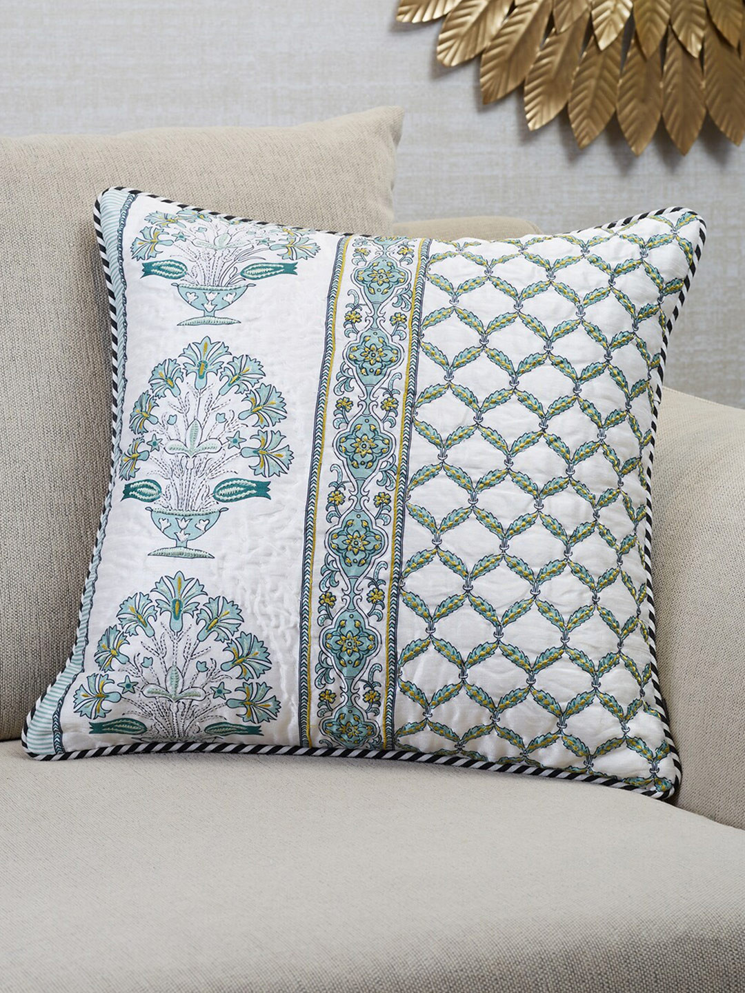 

HomeTown Green & Off White Floral Square Cushion Covers