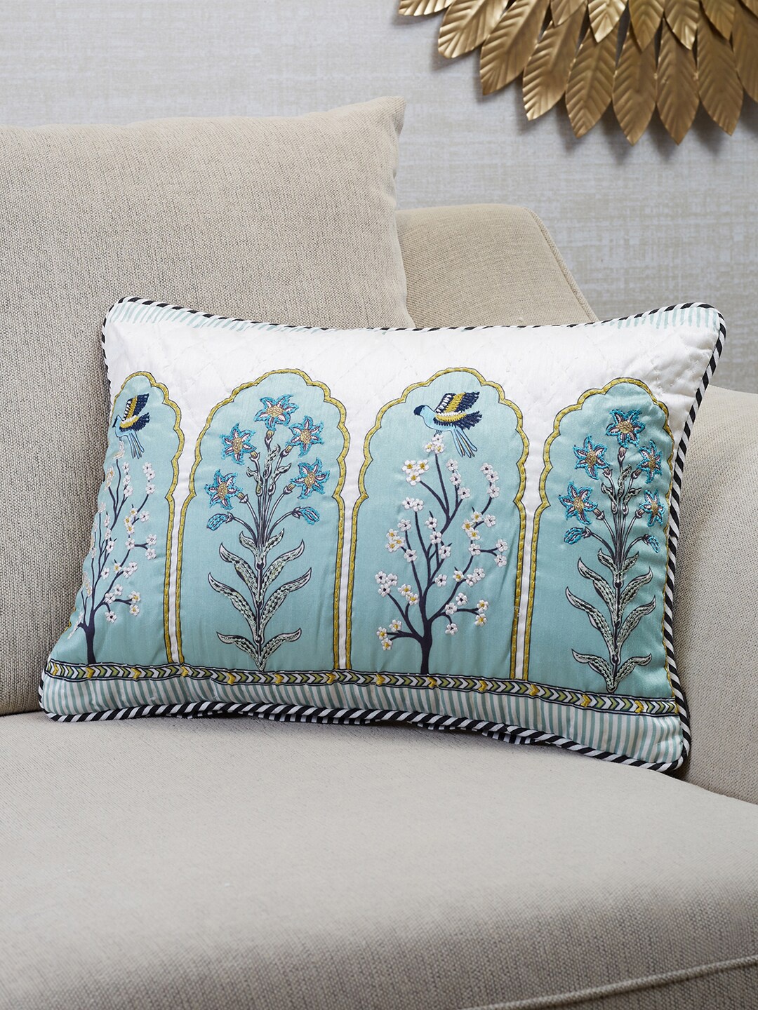 

HomeTown Green & Pink Floral Rectangle Printed Cushion Covers