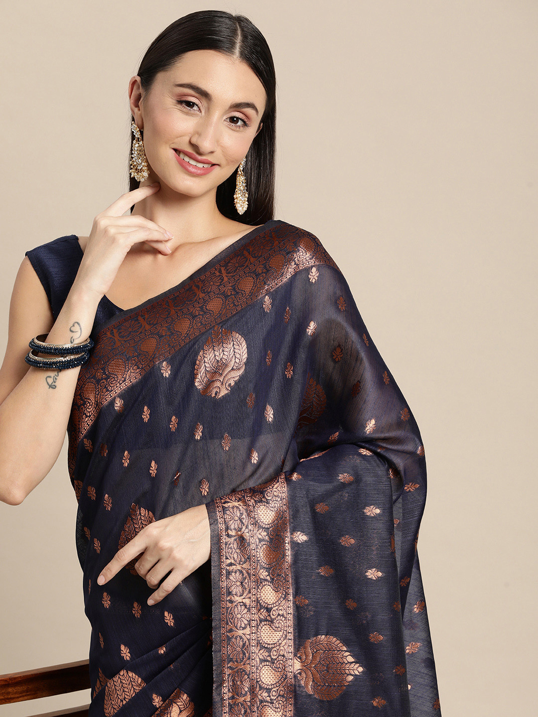

Mitera Navy Blue & Copper-Toned Ethnic Motifs Zari Silk Cotton Banarasi Saree