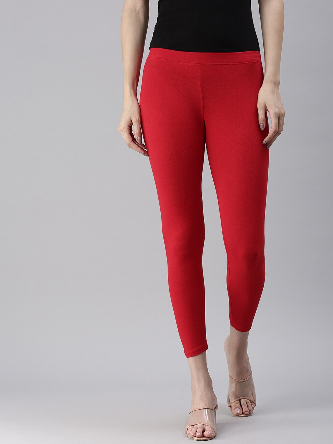 

Kryptic Women Red Solid Mid-Ankle length Slim-Fit Leggings