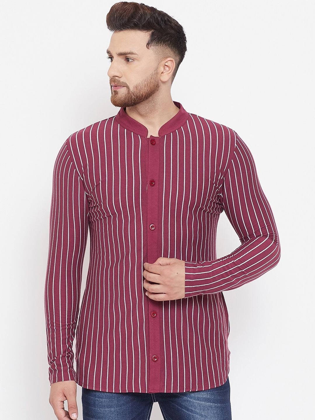 

Hypernation Men Purple Slim Fit Striped Casual Shirt