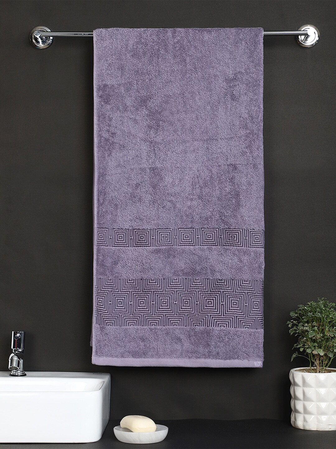 

Raymond Home Purple Solid Cotton 440 GSM Bath Towels
