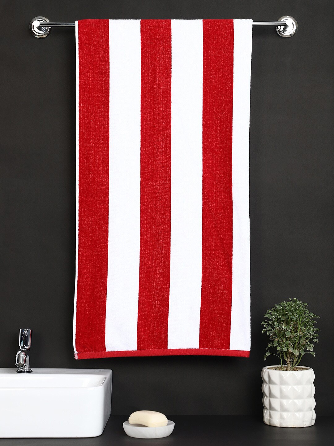 

Raymond Home White & Red Striped Cotton 425 Gsm Bath Towels