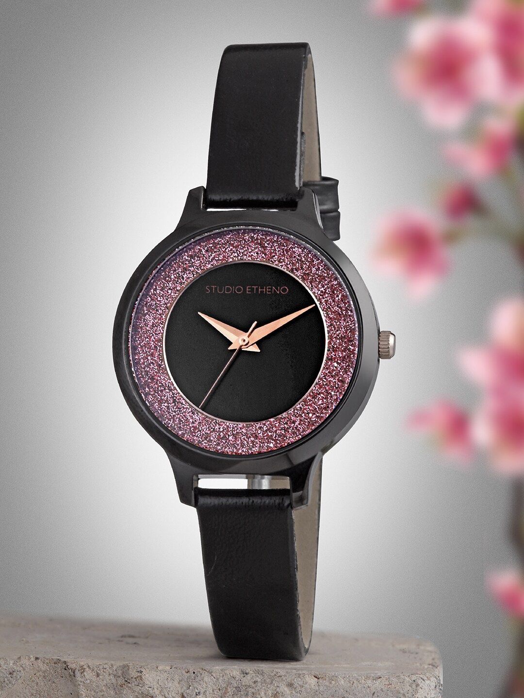 

STUDIO ETHENO Women Brass Embellished Dial & Leather Straps Analogue Watch SPRKL-BLK-BLK, Black